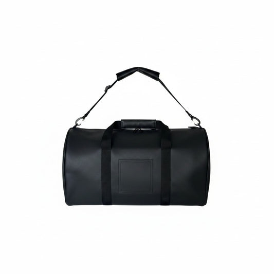 The YOUNfit Original Duffel in black vegan leather — detail view