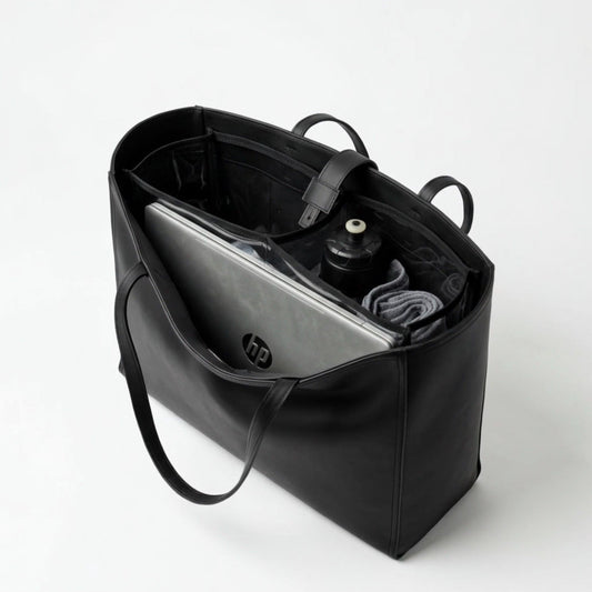 The YOUNfit Tote wet/dry partition with items separated